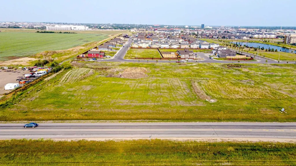 . 115 Street Grande Prairie AB T8V 8B5