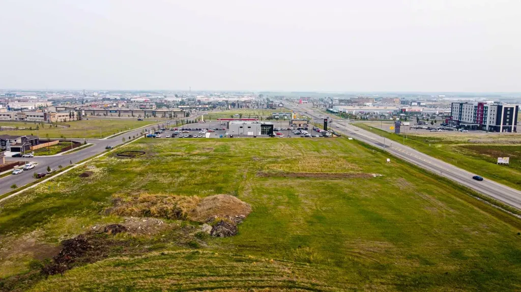 . 115 Street Grande Prairie AB T8V 8B5