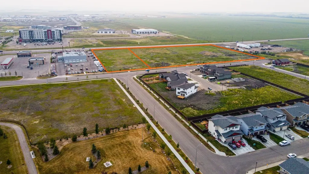 . 115 Street Grande Prairie AB T8V 8B5