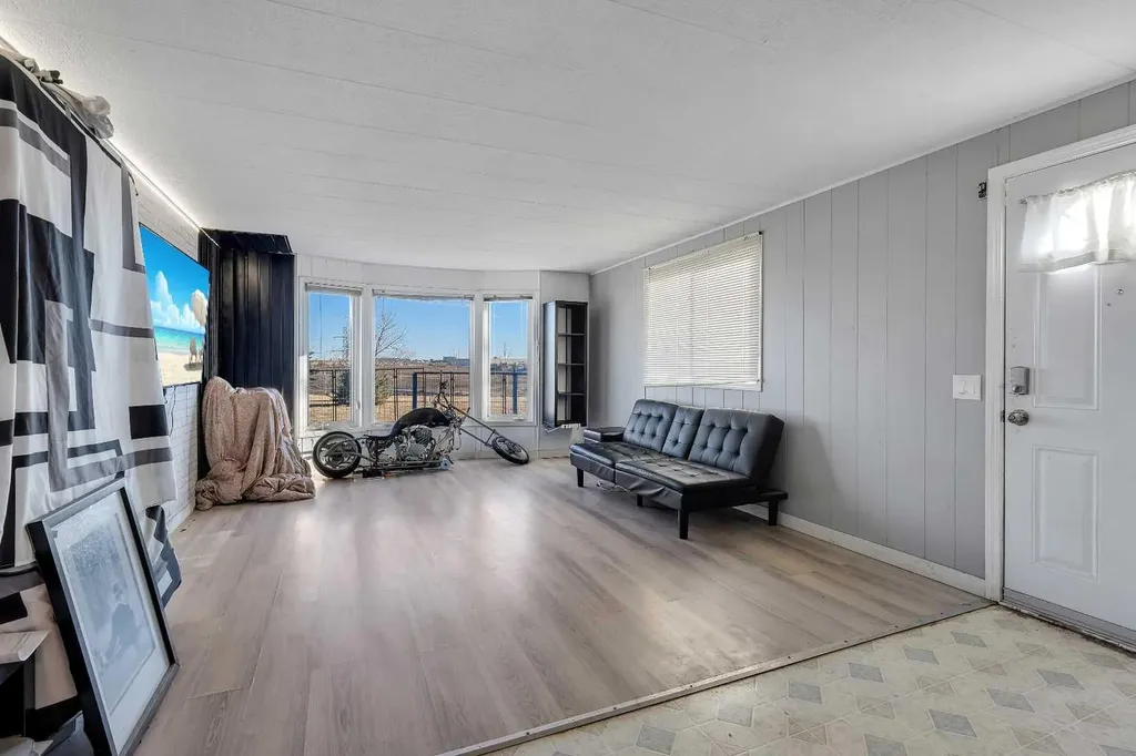 101 Huntstrom Drive NE Calgary AB T2K 5V5