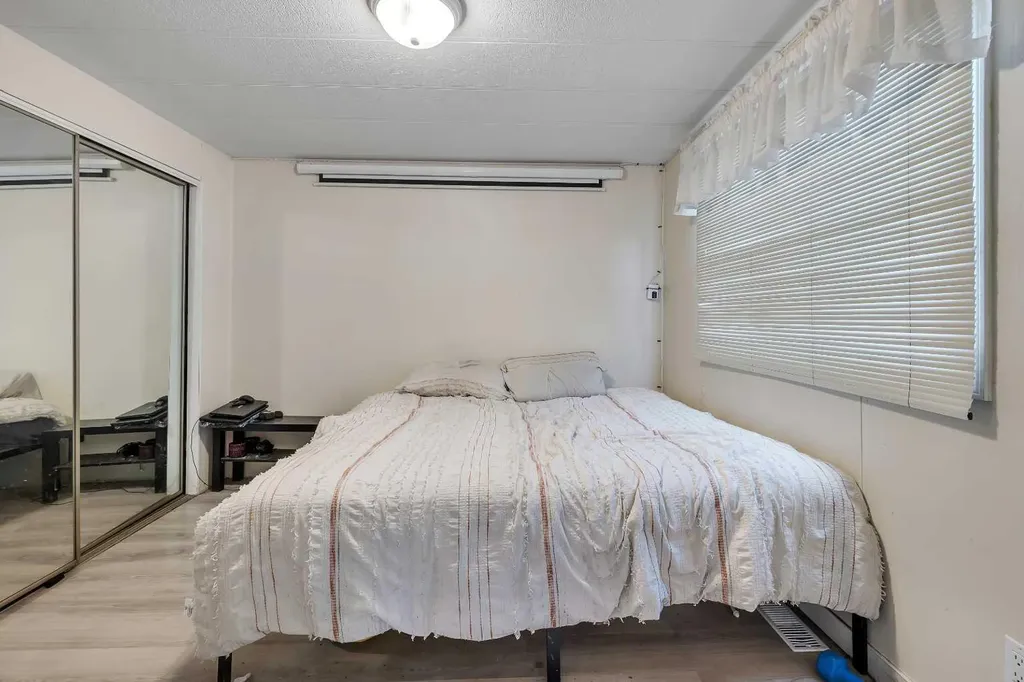 101 Huntstrom Drive NE Calgary AB T2K 5V5