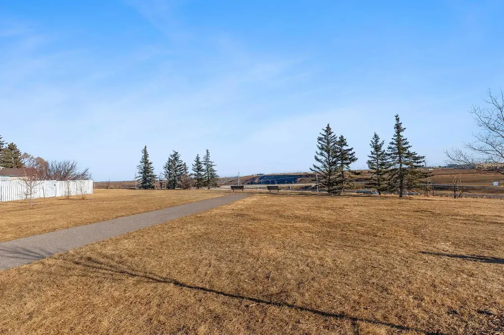 101 Huntstrom Drive NE Calgary AB T2K 5V5