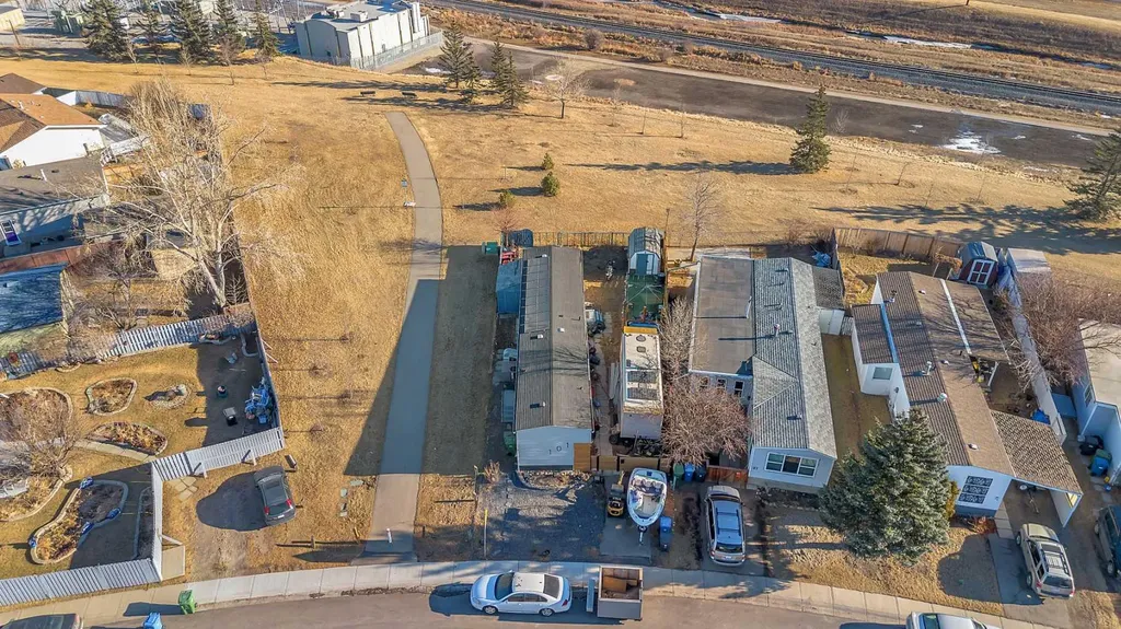 101 Huntstrom Drive NE Calgary AB T2K 5V5