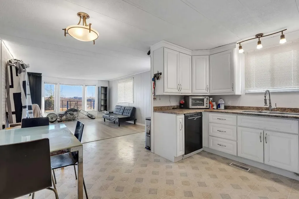 101 Huntstrom Drive NE Calgary AB T2K 5V5