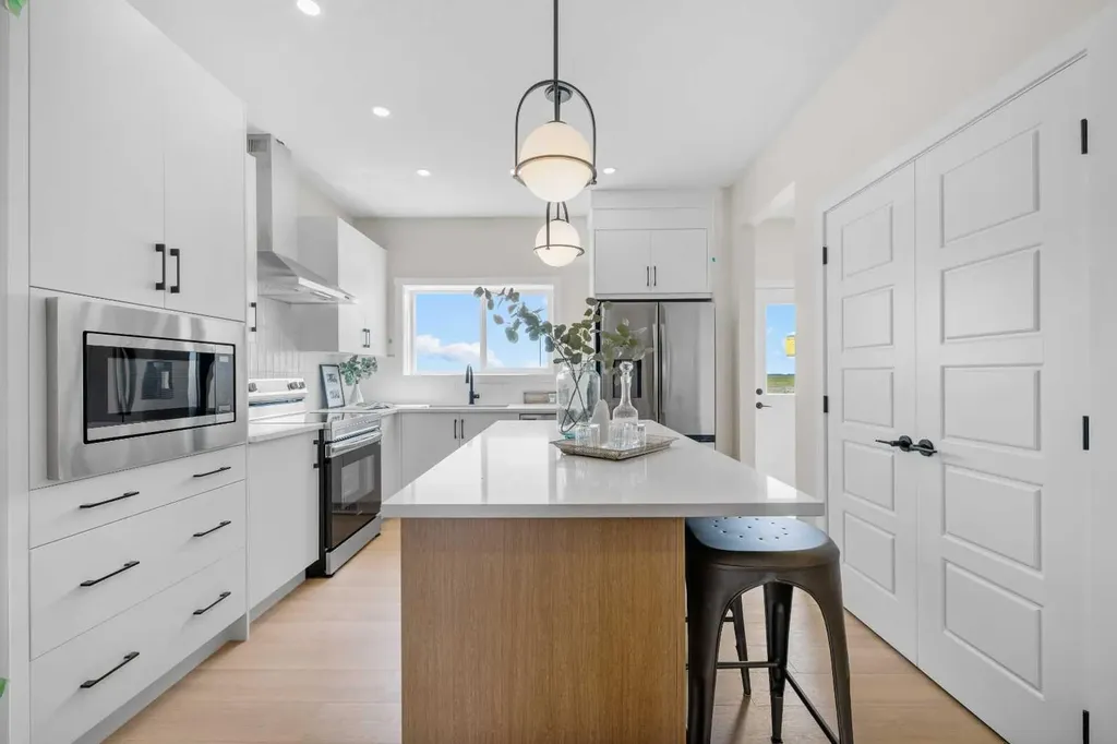 84 Buffaloberry Manor SE Calgary AB T3M 4A4