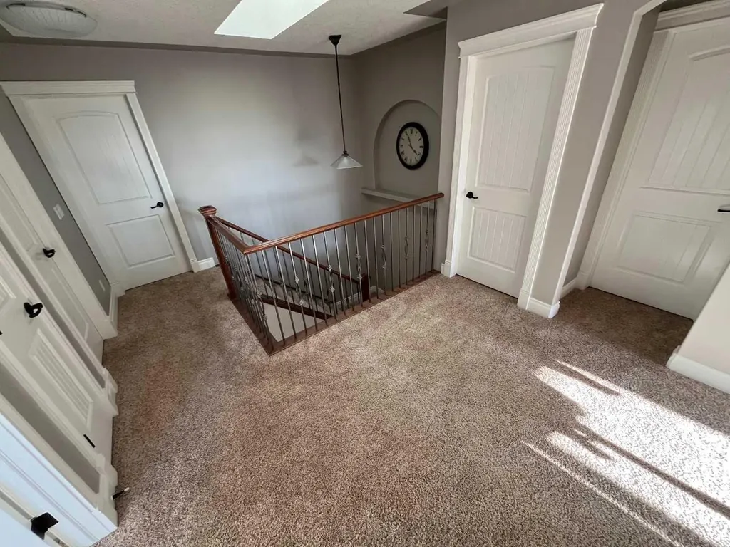 75 Royal Abbey Rise NW Calgary AB T3G 4Y5