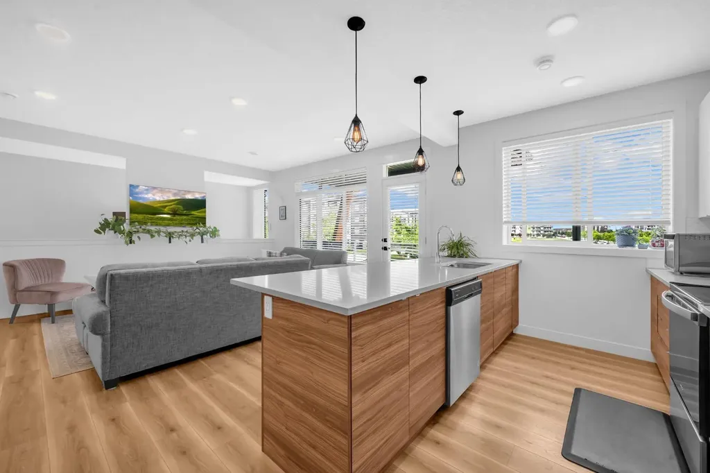4397 Seton Drive SE Calgary AB T3M 3A7