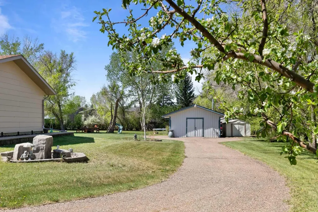 467 10 Street Dunmore AB T1B 0K1