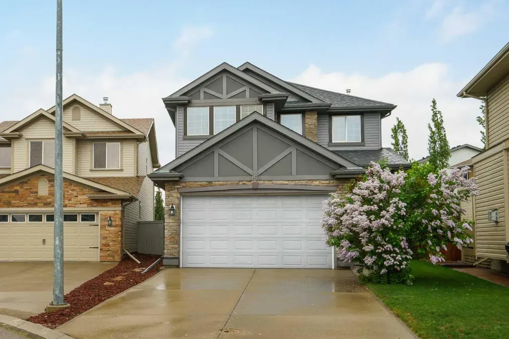 153 Kincora Bay NW Calgary AB T3R 1L4