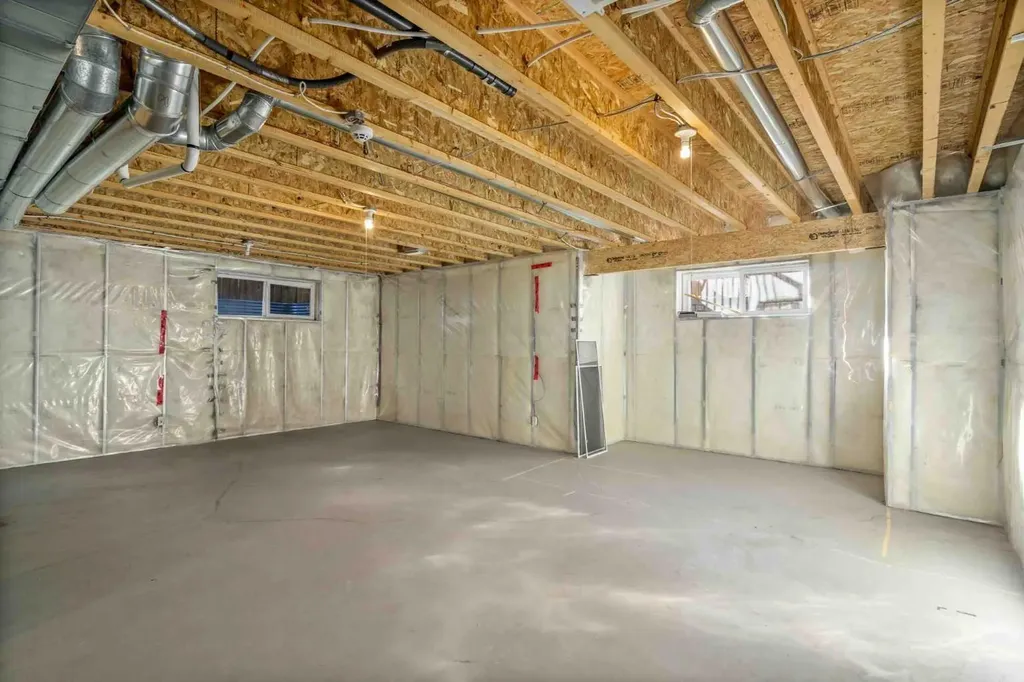 153 Kincora Bay NW Calgary AB T3R 1L4