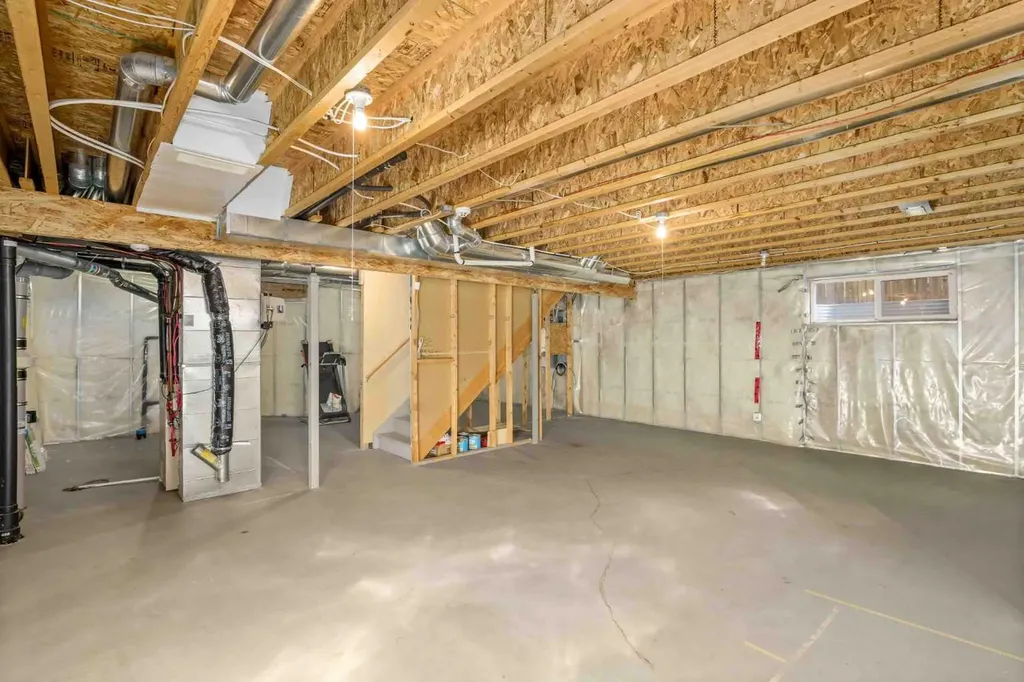 153 Kincora Bay NW Calgary AB T3R 1L4