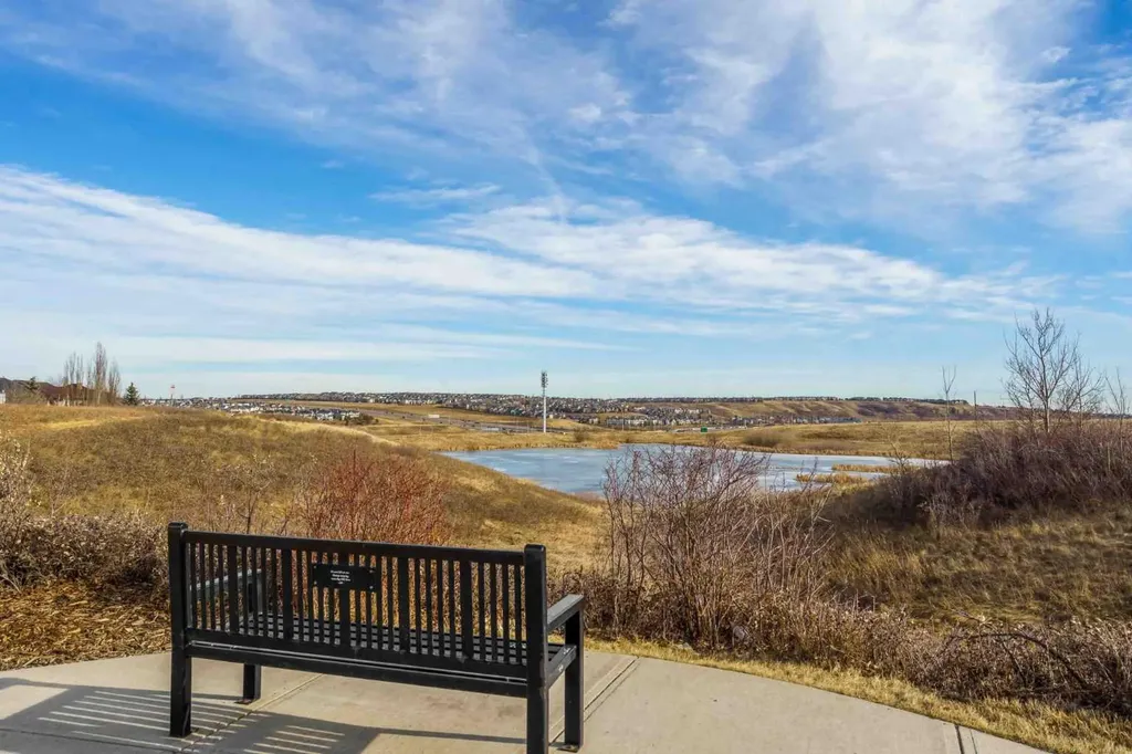 153 Kincora Bay NW Calgary AB T3R 1L4