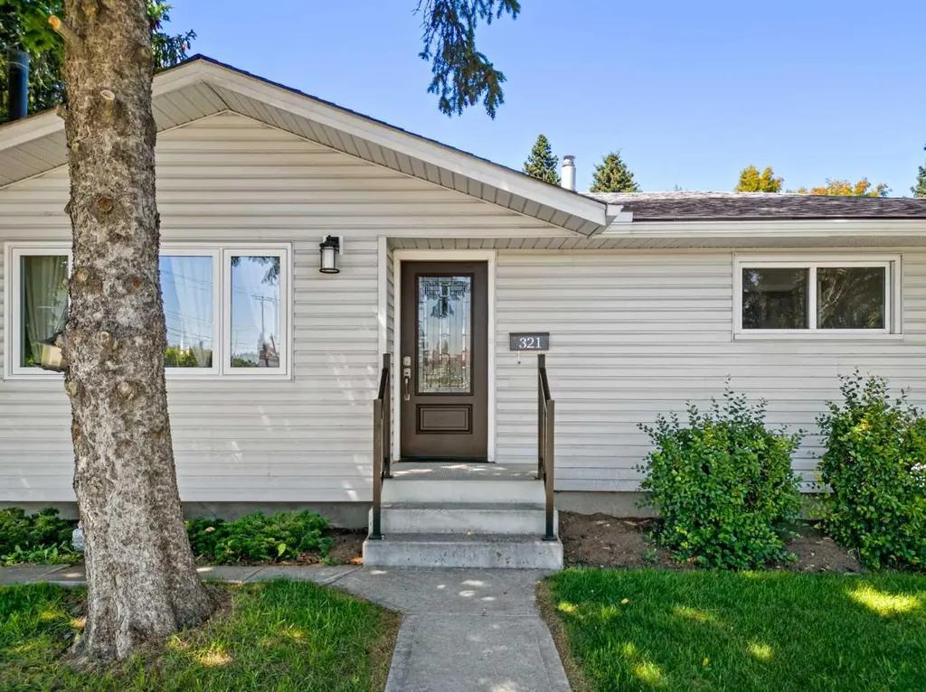 321 Haddon Road SW Calgary AB T2V 2Z4