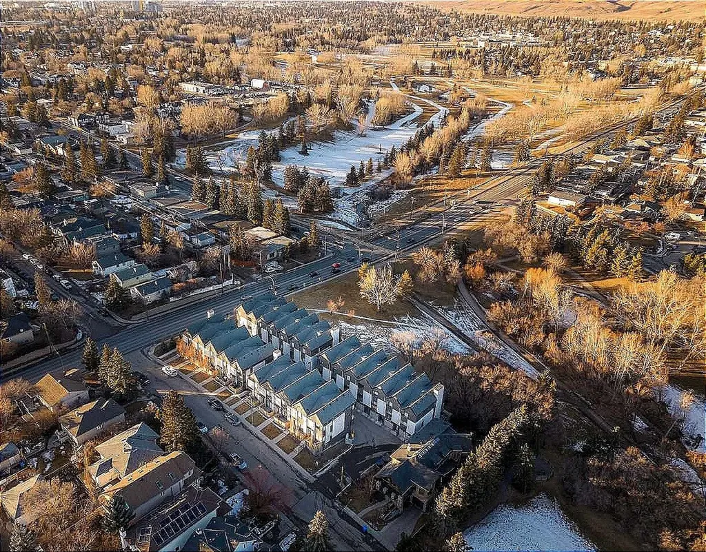 1426 23 Avenue NW Calgary AB T2K 1M5