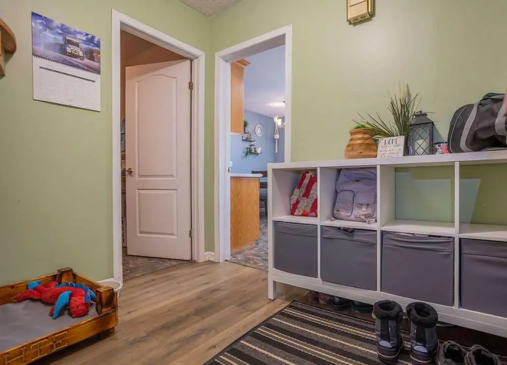 502 5 Avenue Wainwright AB T9W 1B1