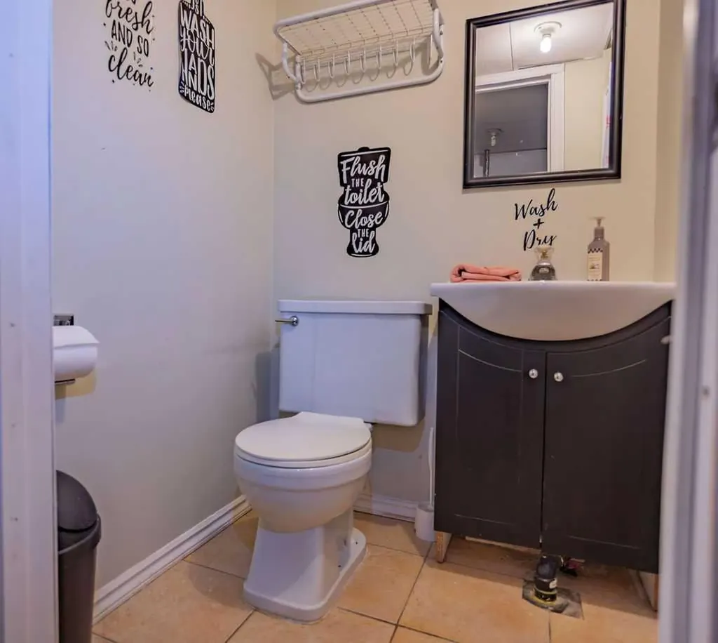 502 5 Avenue Wainwright AB T9W 1B1