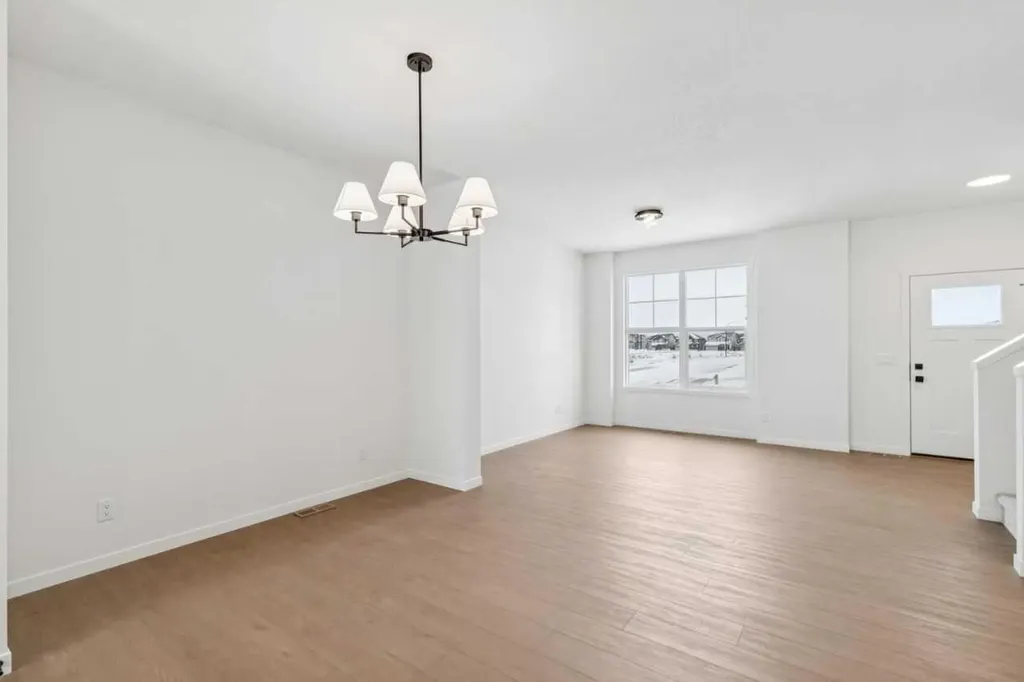 43 Appaloosa Way Cochrane AB T4C3B7