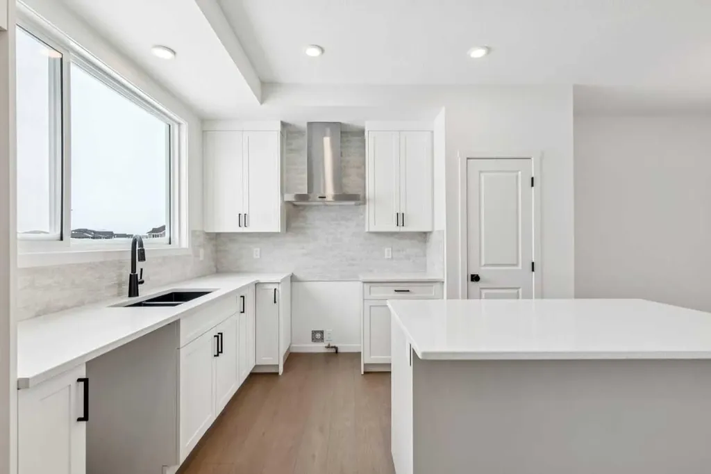 43 Appaloosa Way Cochrane AB T4C3B7