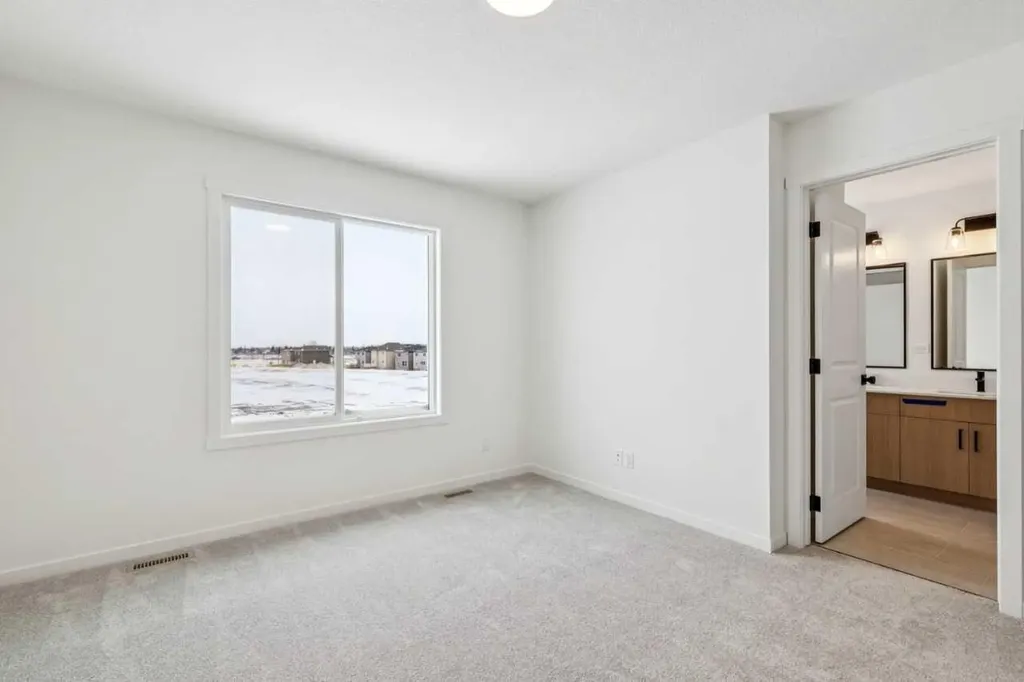 43 Appaloosa Way Cochrane AB T4C3B7
