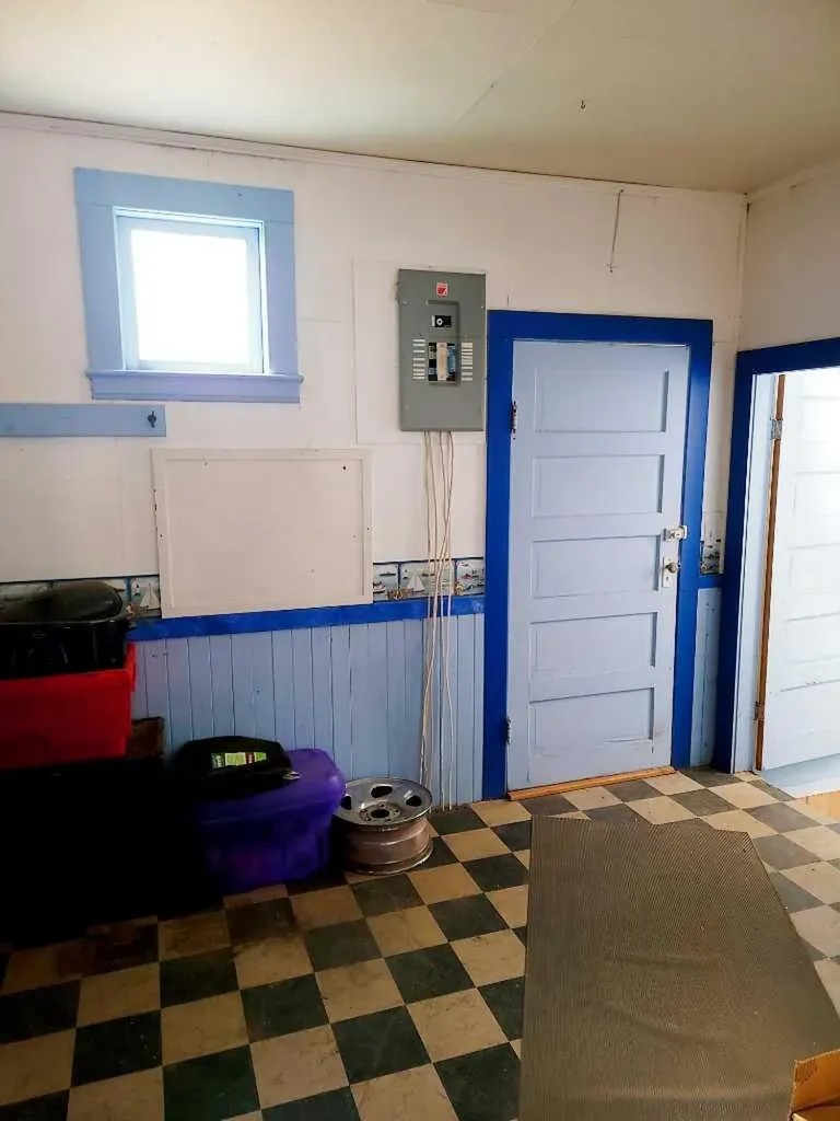 110 1 Avenue E Craigmyle AB T0J 0T0