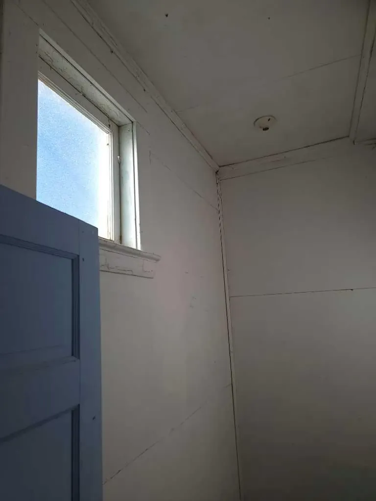 110 1 Avenue E Craigmyle AB T0J 0T0