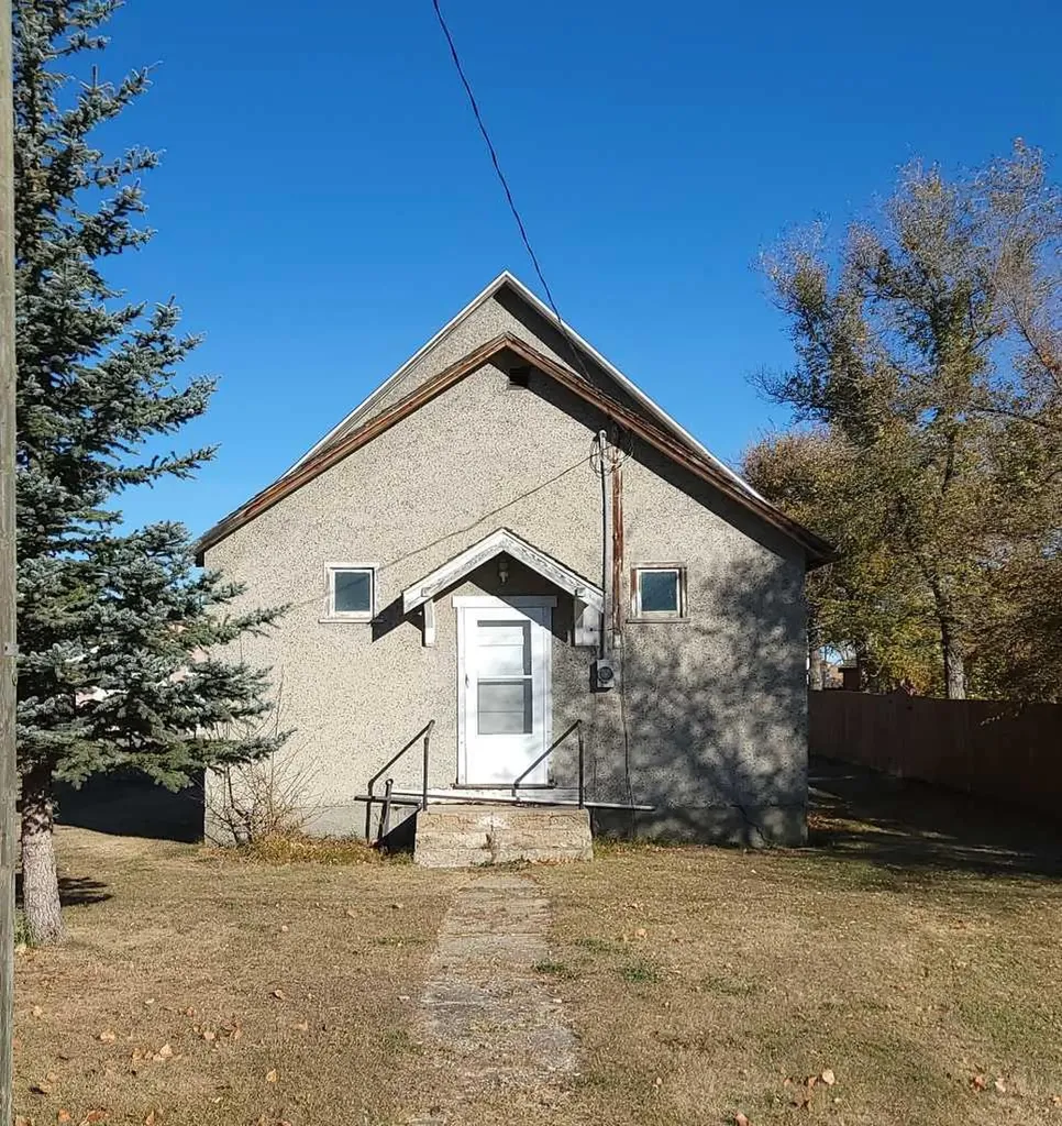 110 1 Avenue E Craigmyle AB T0J 0T0