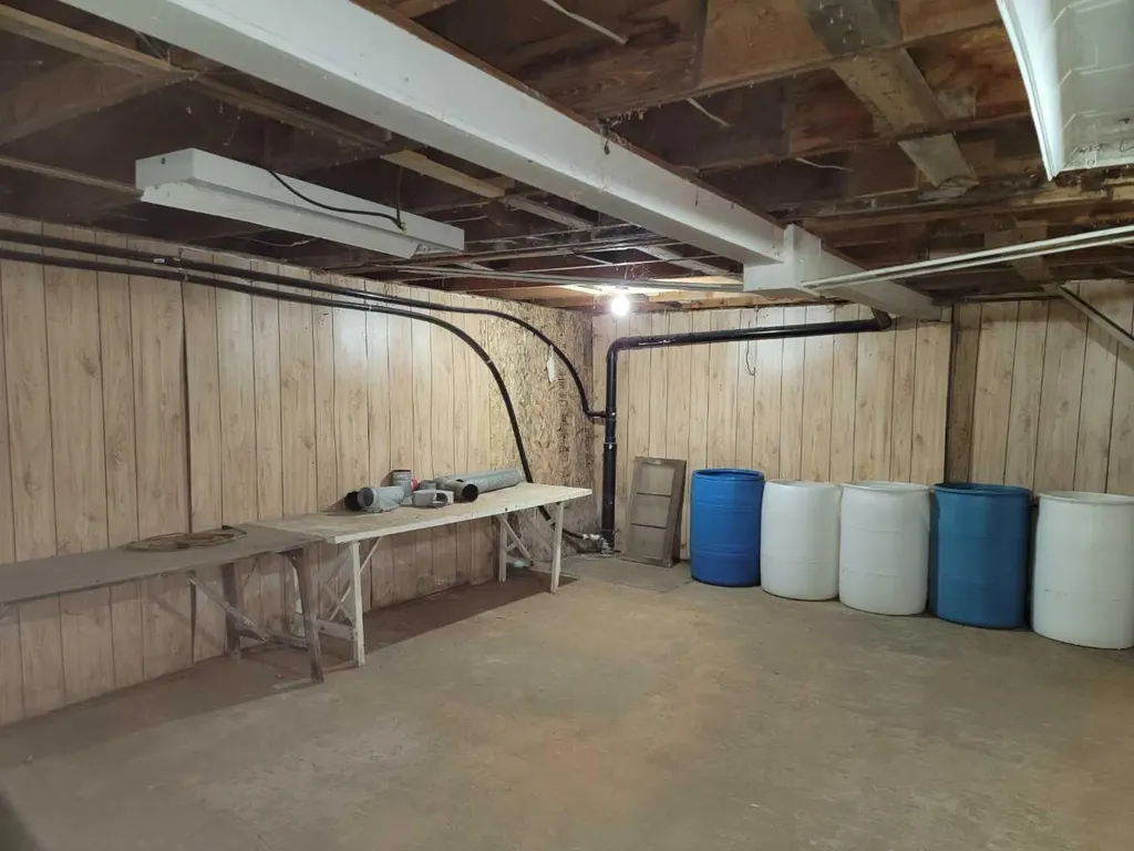 110 1 Avenue E Craigmyle AB T0J 0T0