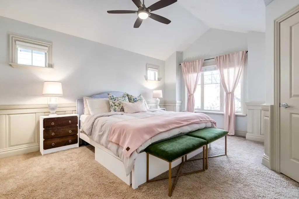 2413 2 Avenue NW Calgary AB T2N0H5