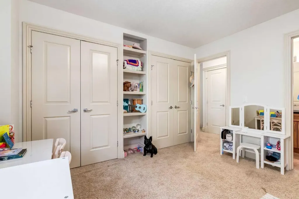 2413 2 Avenue NW Calgary AB T2N0H5