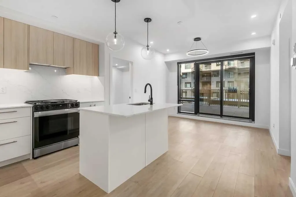 8375 Broadcast Avenue Calgary AB T3H 6L3