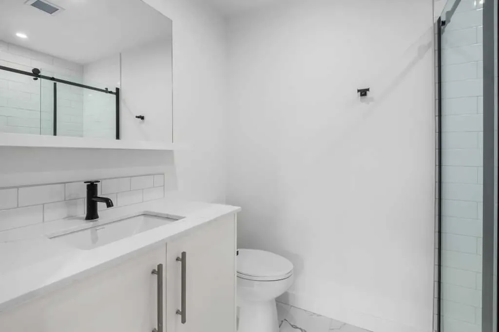 8375 Broadcast Avenue Calgary AB T3H 6L3