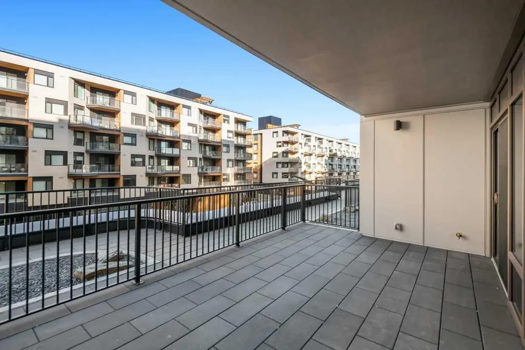 8375 Broadcast Avenue Calgary AB T3H 6L3