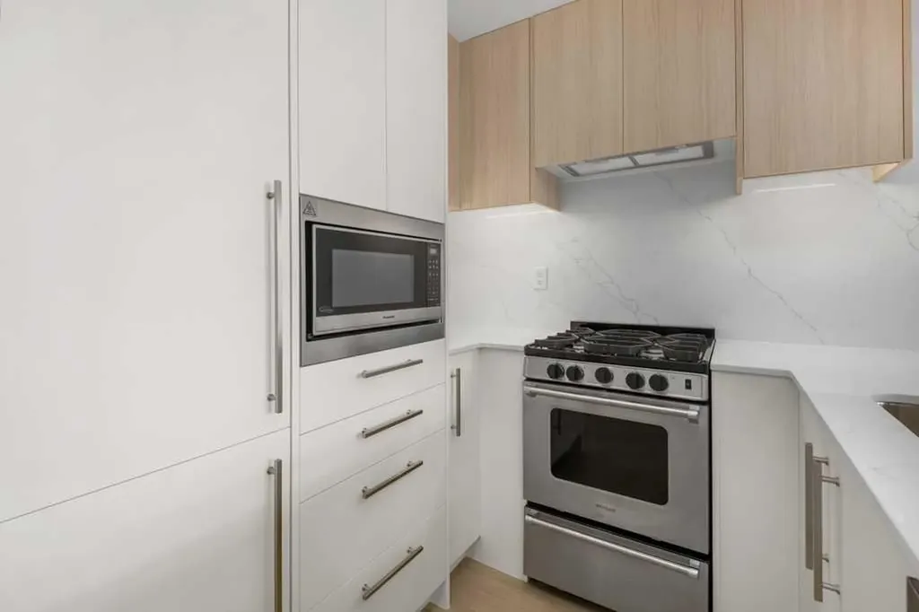 8375 Broadcast Avenue Calgary AB T3H 6L3
