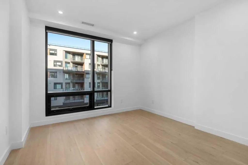 8375 Broadcast Avenue Calgary AB T3H 6L3
