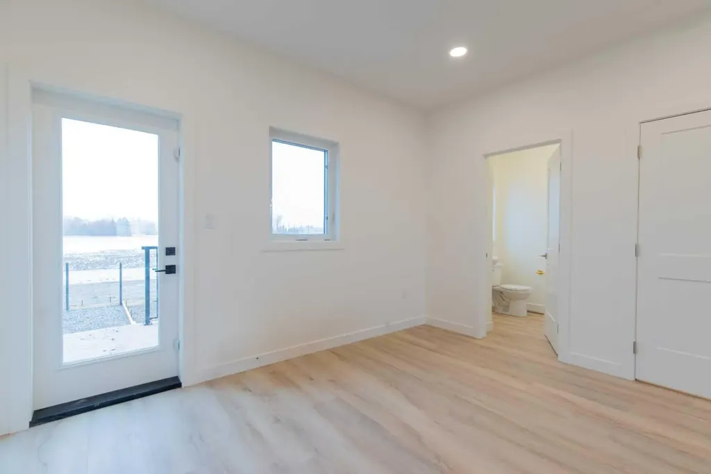 2817 16 Avenue Coaldale AB T1M0G9