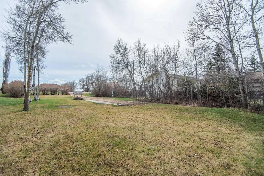 40421 Range Road 10 Rural Lacombe County AB T4L 1S6