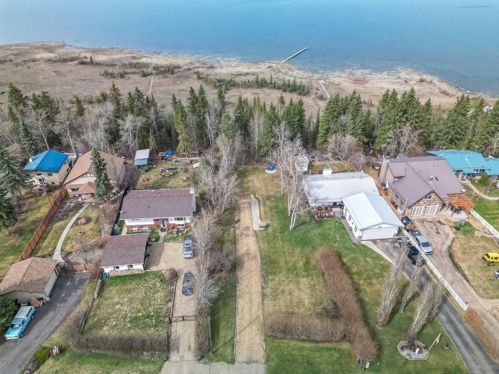 40421 Range Road 10 Rural Lacombe County AB T4L 1S6