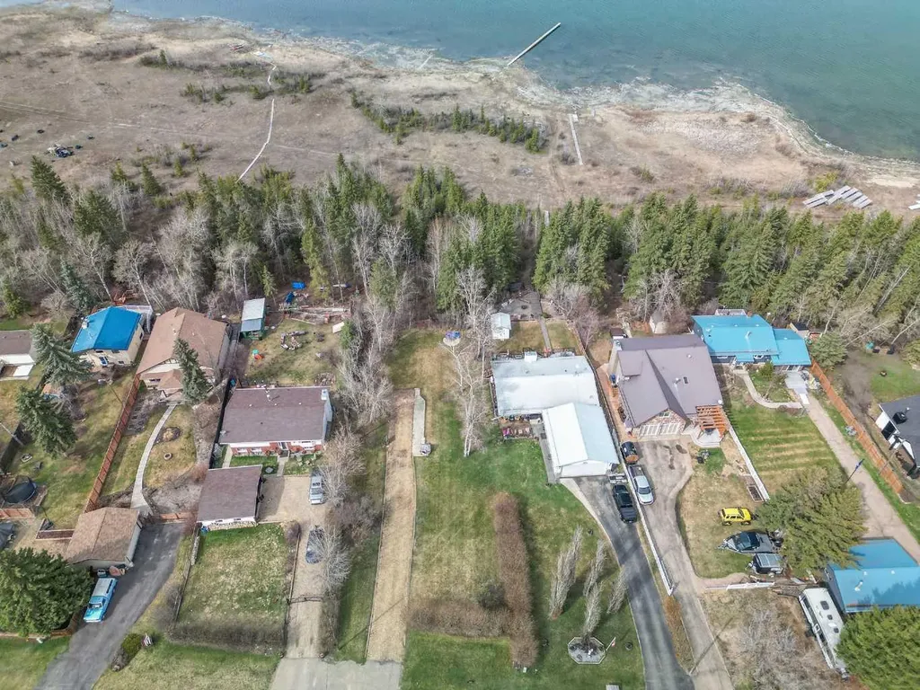 40421 Range Road 10 Rural Lacombe County AB T4L 1S6