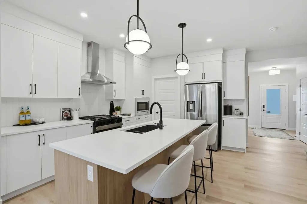76 Buffaloberry Manor SE Calgary AB T3M 4A4