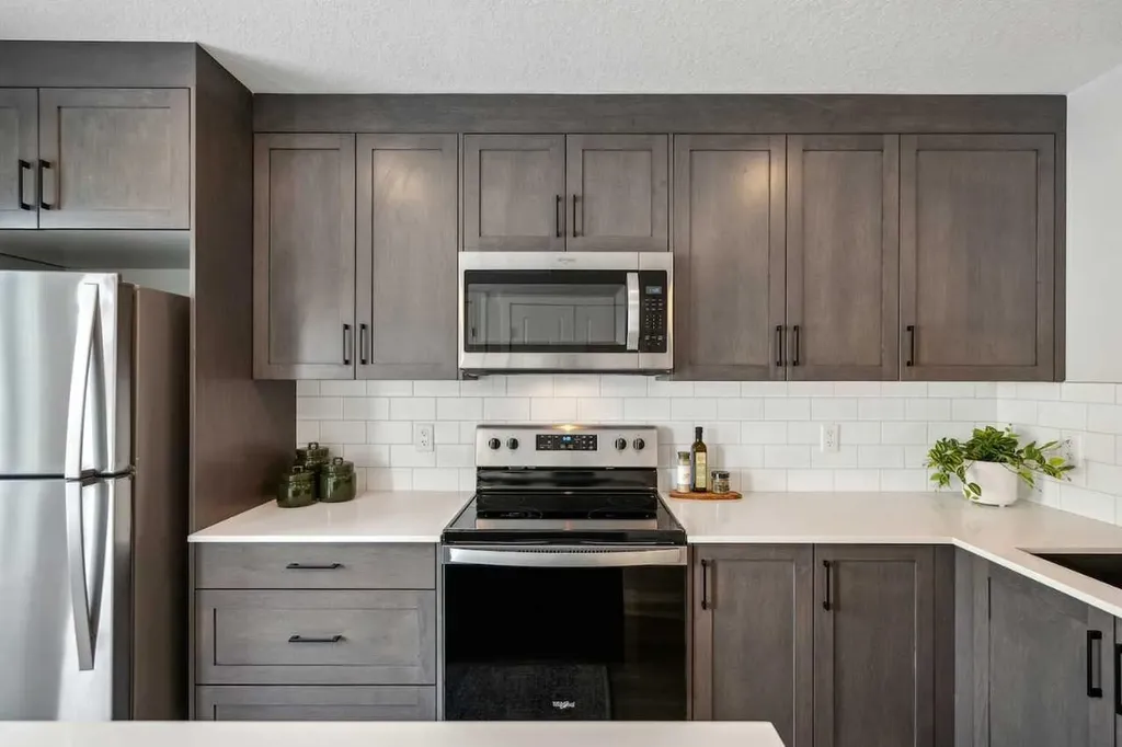 155 Crimson Ridge Place NW Calgary AB T3L2M4