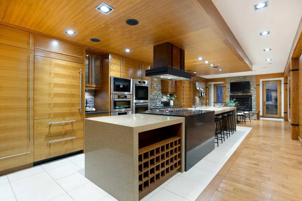 738 Crescent Road NW Calgary AB T2M 4A7