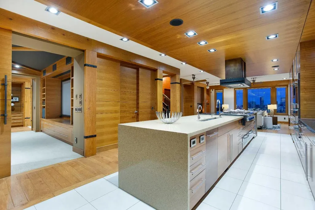 738 Crescent Road NW Calgary AB T2M 4A7