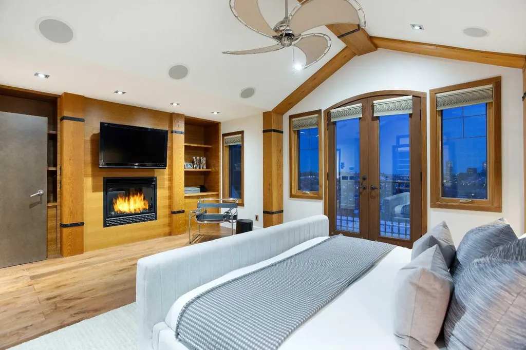 738 Crescent Road NW Calgary AB T2M 4A7