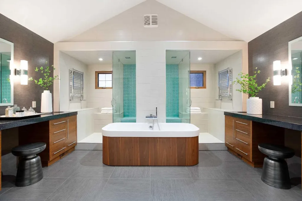 738 Crescent Road NW Calgary AB T2M 4A7
