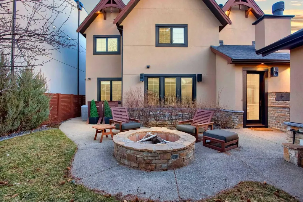 738 Crescent Road NW Calgary AB T2M 4A7