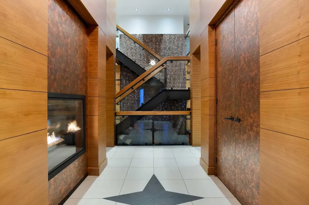 738 Crescent Road NW Calgary AB T2M 4A7