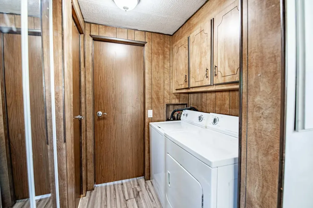 5344 76 Street Red Deer AB T4P2A6