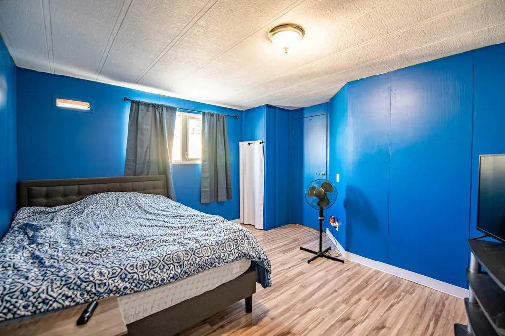5344 76 Street Red Deer AB T4P2A6