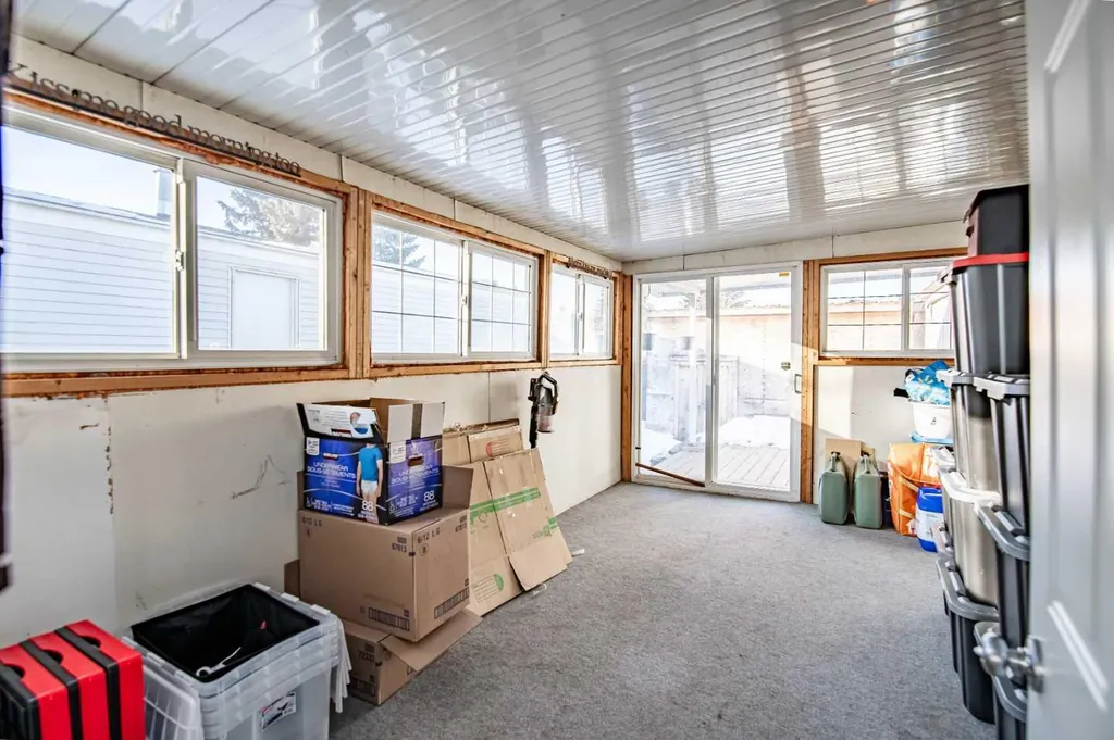 5344 76 Street Red Deer AB T4P2A6