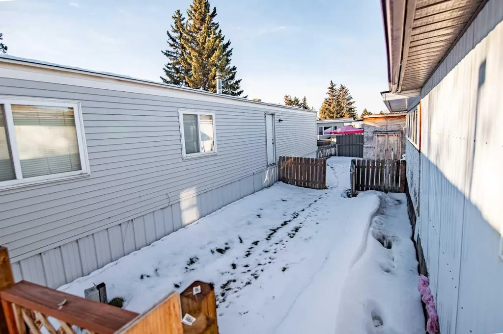 5344 76 Street Red Deer AB T4P2A6